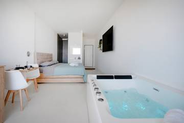 Location de vacances pour 2 personnes, avec jacuzzi et balcon, animaux acceptés à Fasano