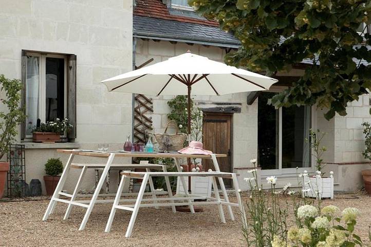 Gîte pour 8 personnes, avec Terrasse ainsi que Jardin et Vue à Berthenay