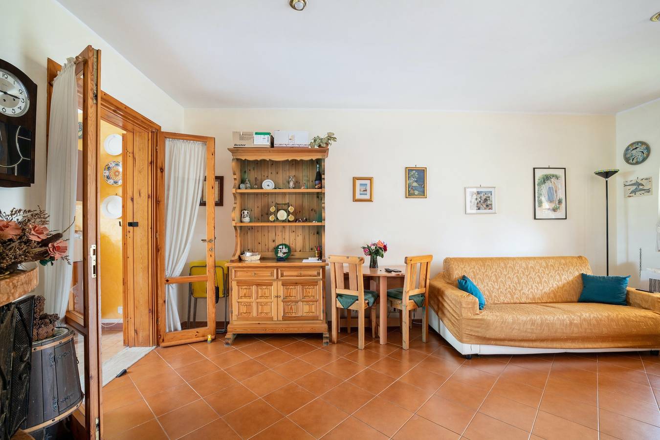 Accogliente casa vicino al lago a Sabaudia con balcone in Sabaudia, Agro Pontino