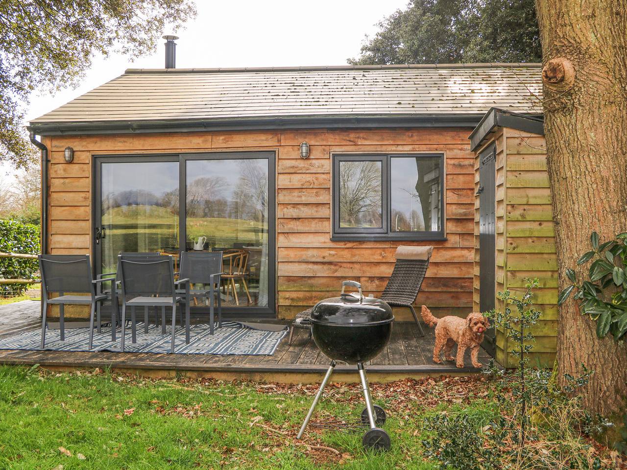 Lodge für 4 Personen mit Garten in Surrey