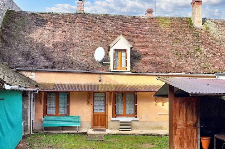 Location de vacances pour 14 personnes, avec Jardin dans Pousseaux