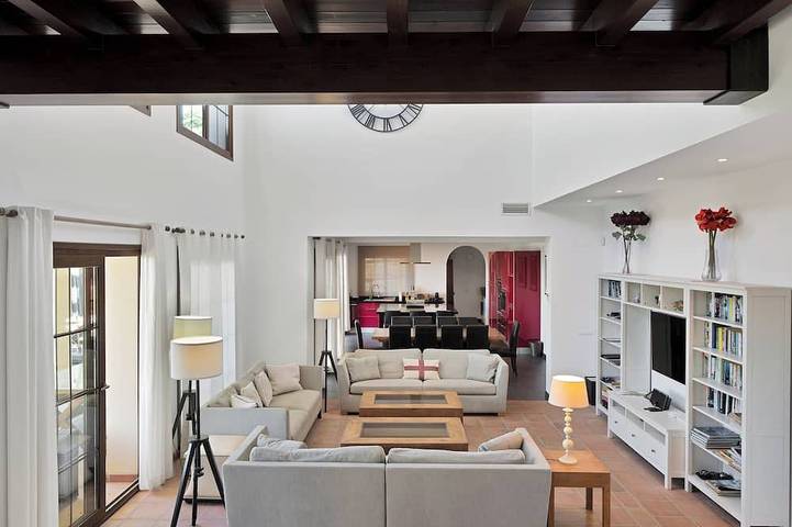 Espectacular villa de lujo cerca de Marbella, perfecta para familias in Benahavís, Costa del Sol