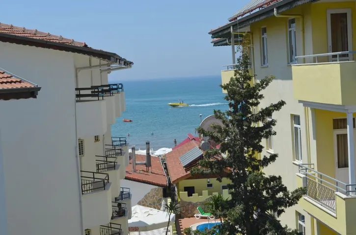 Apartmenthotel for 6 people, with garden and view - 1