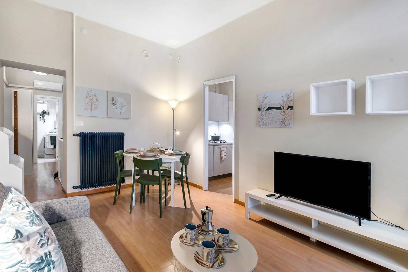 Ganze Wohnung, Casa Enza in Desenzano del Garda, Gardasee-Berge