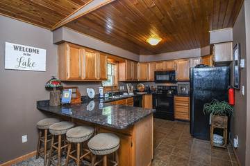 Vacation House for 6 Guests in McHenry, Deep Creek Lake, Picture 3