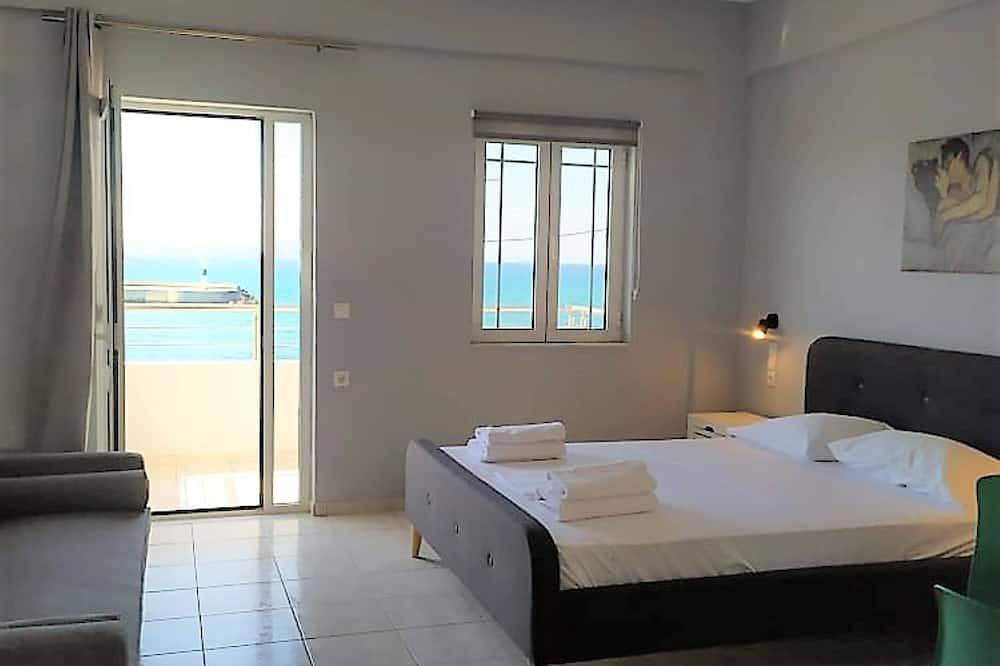 Sole Mare Seaside Apts- Seaview studio (3) in Gouves, Région d'Iraklio-Héraklion