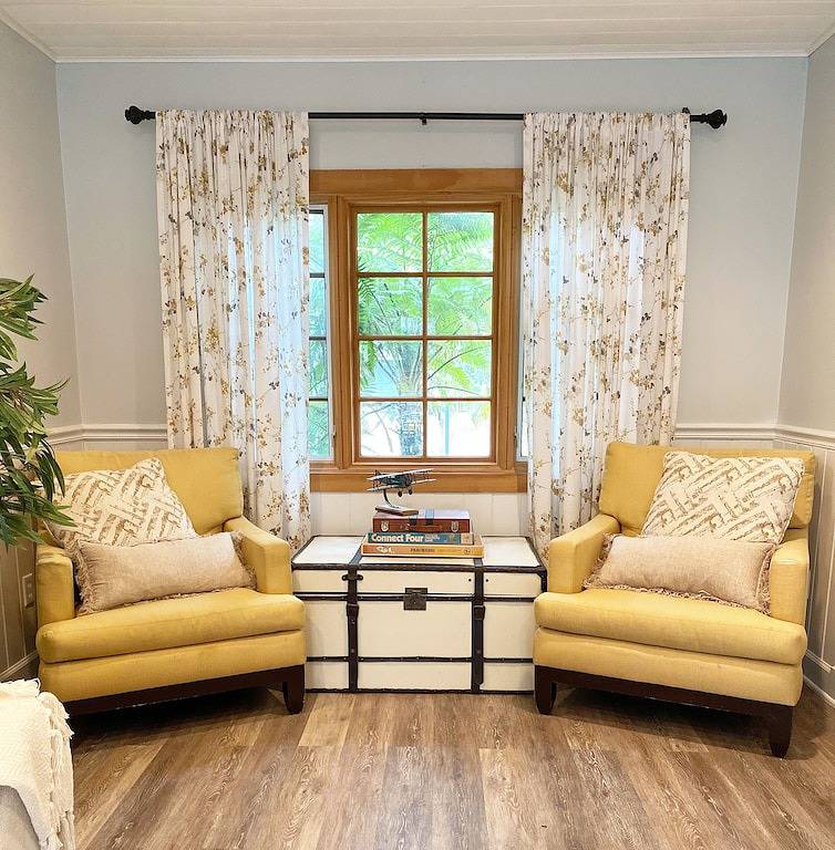 Blauer Bungalow in der Innenstadt, 5 Minuten zu Fuß von der Innenstadt entfernt in Mount Dora, Lake County