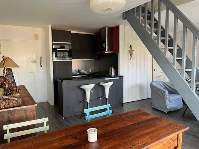 Gîte pour 4 personnes, avec balcon dans Plage De La Jetee Andernos Les Bains - 3