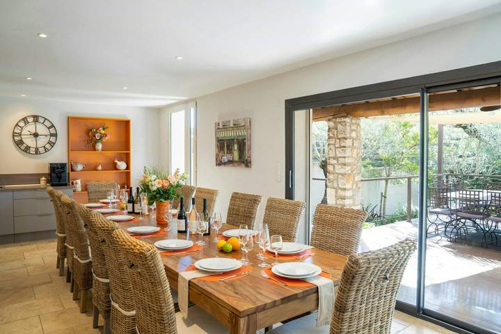Casa de campo provenzal, piscina climatizada, 14 personas in Noves, Region de Arles