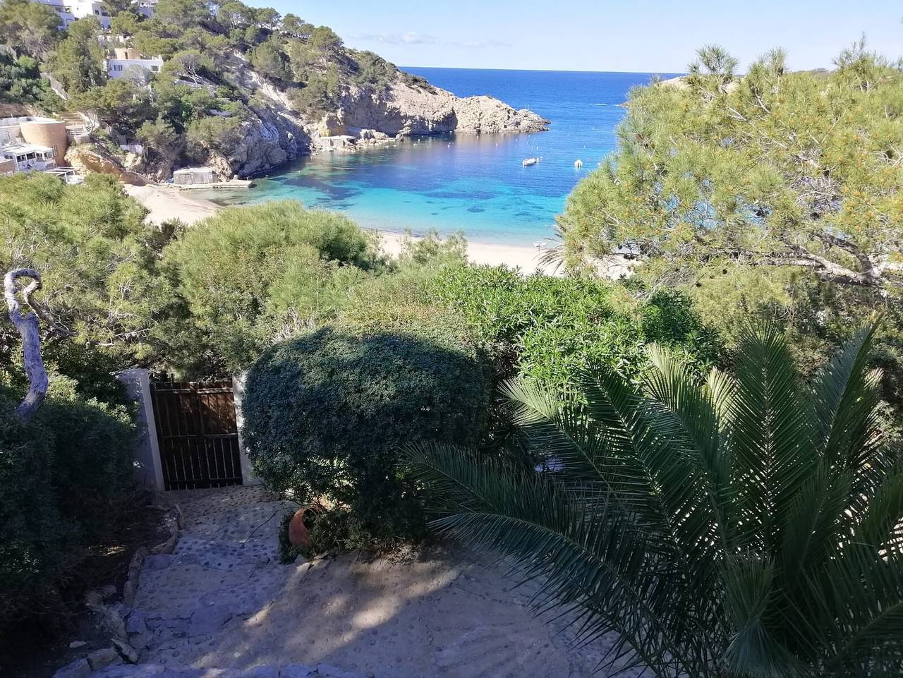 Air Conditioned Holiday Home with Sea View near Cala Vadella, Wi-Fi in Cala d'Hort, Sant Josep de sa Talaia