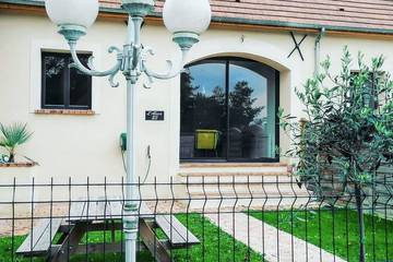 Gîte pour 4 personnes, avec jardin à Sainte-Geneviève-lès-Gasny