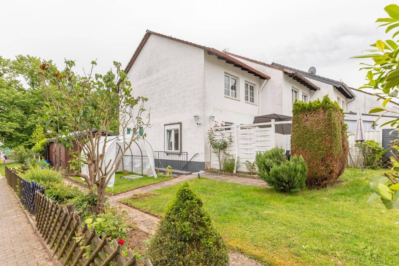 Family-Friedndly Home with Large Garden &Bbq Grill in Dreieich, Landkreis Offenbach