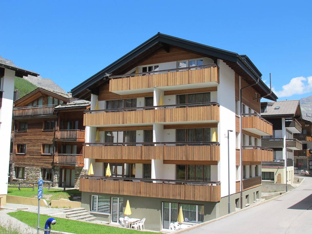 Entire holiday apartment, Holiday apartment for 7 people with view in Saas-Fee, Wallisian Alps
