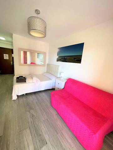 Apartment for 2 People in Playa Malapesquera, Benalmádena, Photo 1