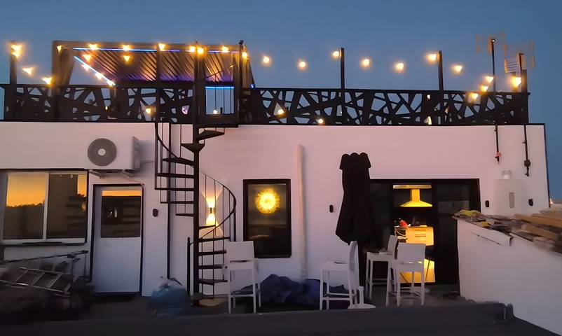 Hel lägenhet, Apartment 'Loft Margara' with Sea View, Wi-Fi and Air Conditioning in Puerto Chipiona, Chipiona