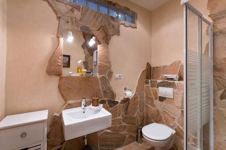 Gîte pour 4 personnes, avec piscine, animaux acceptés à Santa-Reparata-di-Balagna - 3