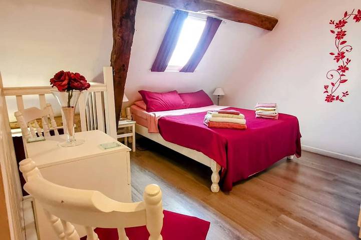 Appartement de vacances pour 6 personnes, avec piscine et jardin