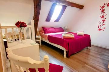 Gîte pour 6 personnes, avec piscine et jardin à Fajoles