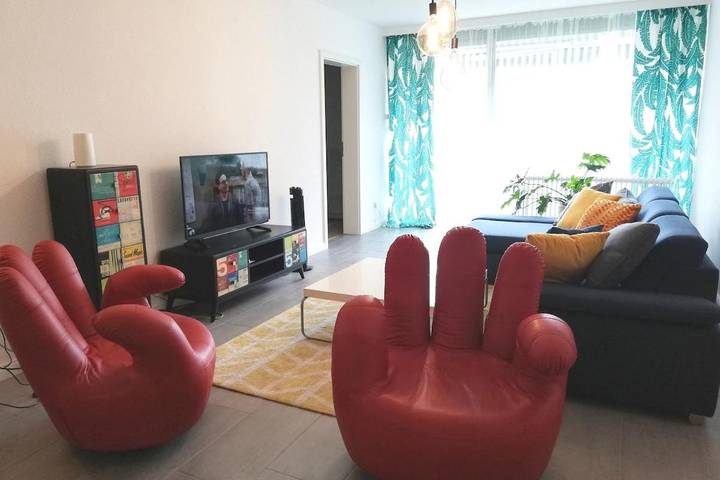 Gîte pour 10 personnes, avec balcon et vue à Kerpen