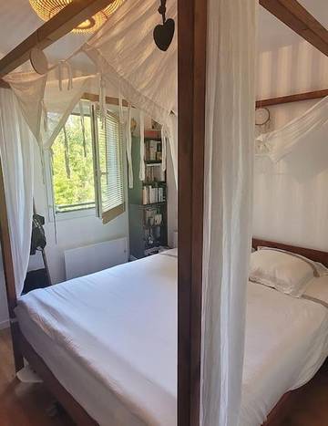 Gîte pour 2 personnes, avec balcon et vue à Eysines