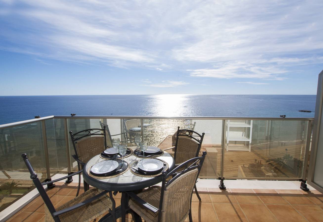 Apartamento entero, A103 Edificio Albamar Ii 6ºf in Calpe Casco Antiguo, Calpe