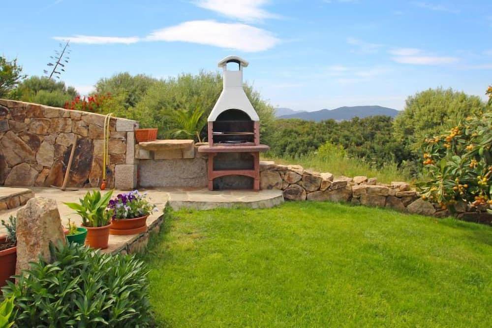 Ganze Wohnung, Ferienwohnung Viola by Interhome in Porto Ainu, Baia Sant'Anna