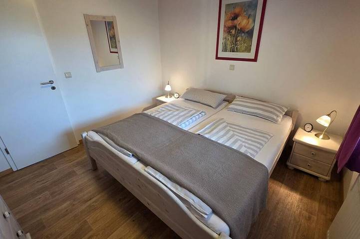 Ferienhaus für 6 Personen, mit Terrasse und Garten in Jabel - 2