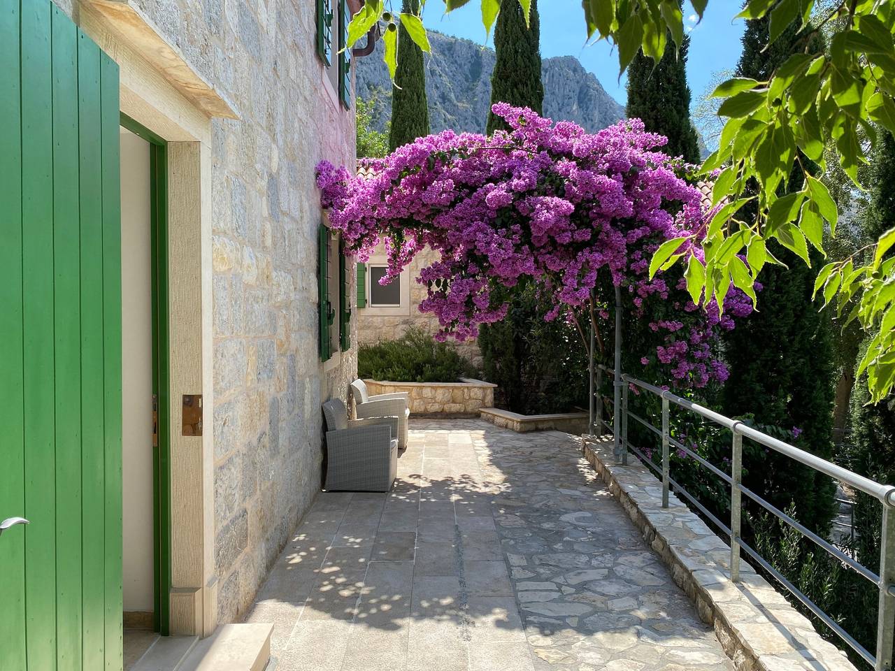 Villa 'Zeleni Raj' pet-friendly con vista mare, Wi-Fi e aria condizionata in Almissa, Omiš-Riviera