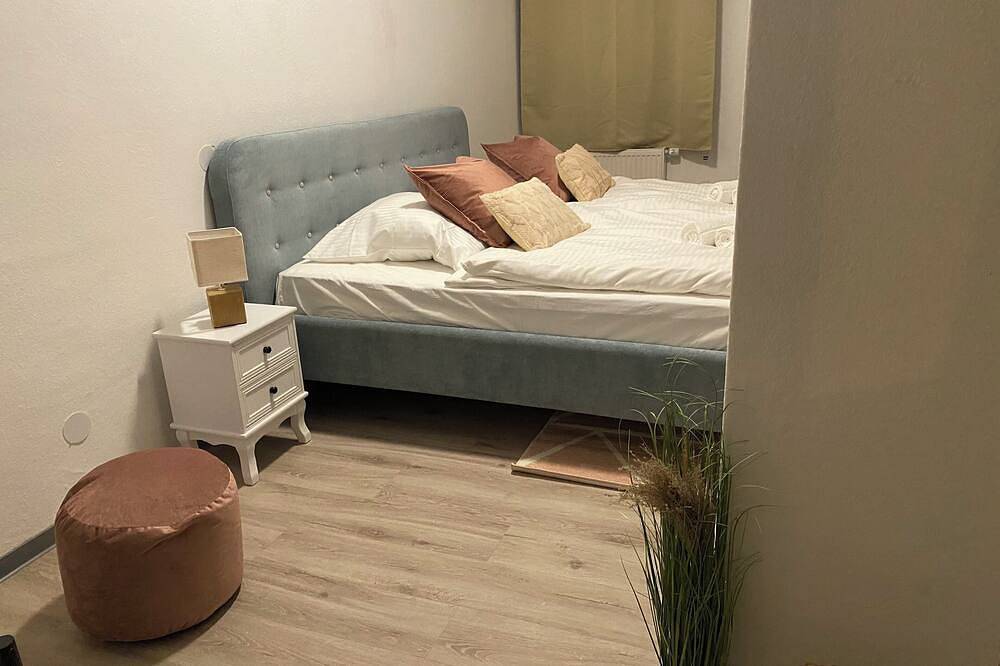 Ganze Wohnung, Modern & Zentral in der City I Küche I Waschmaschine I Balkon I für Firmen ideal in Stuttgart-Mitte, Stuttgart