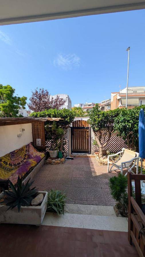 Apartamento de vacaciones para 4 personas, con balcón y jardín - 1