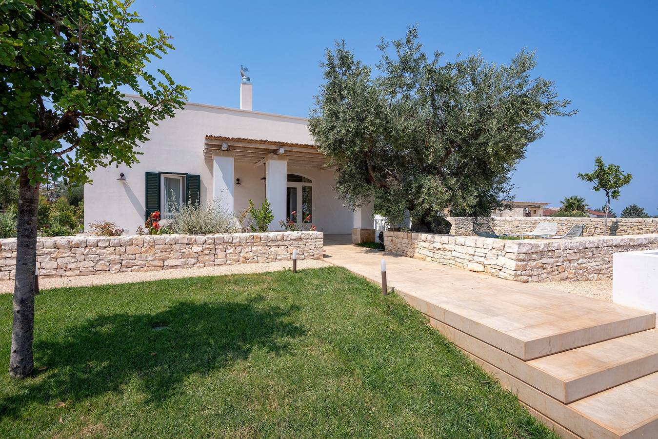 Villa 'Flora' avec vue sur la mer, Wi-Fi et climatisation in Polignano a Mare, Province de Bari