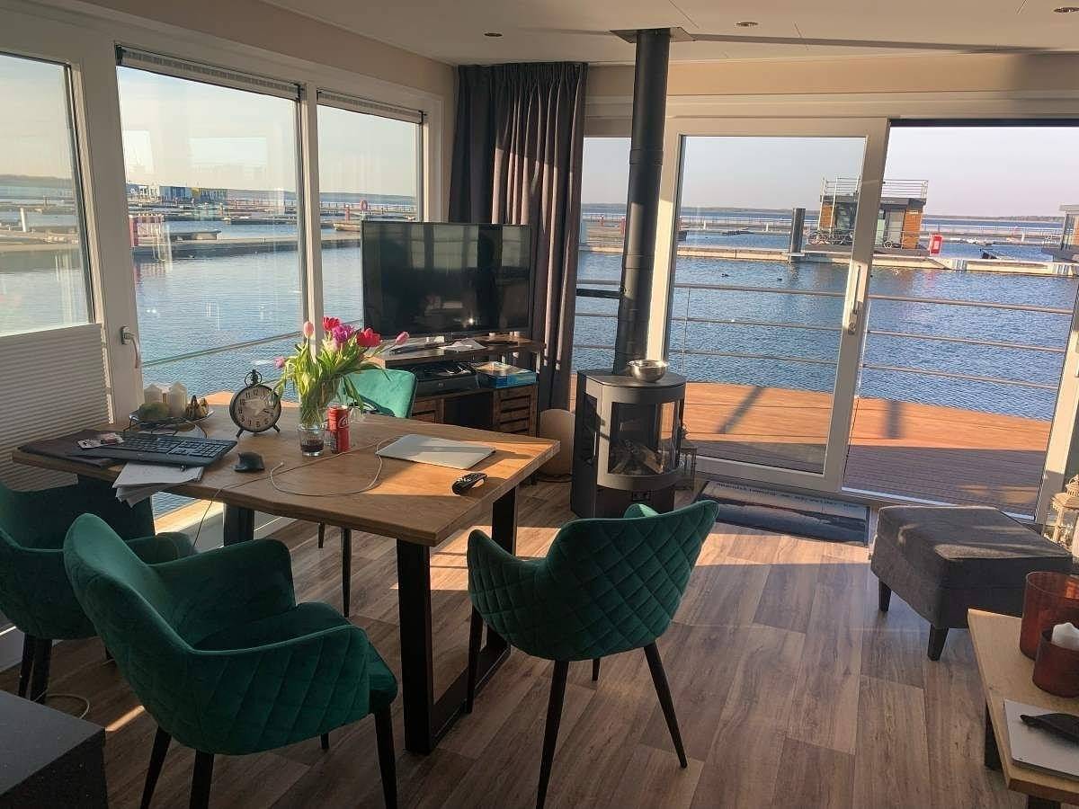 Hausboot Heaven on Earth in Bärwalder See, Boxberg (Oberlausitz)