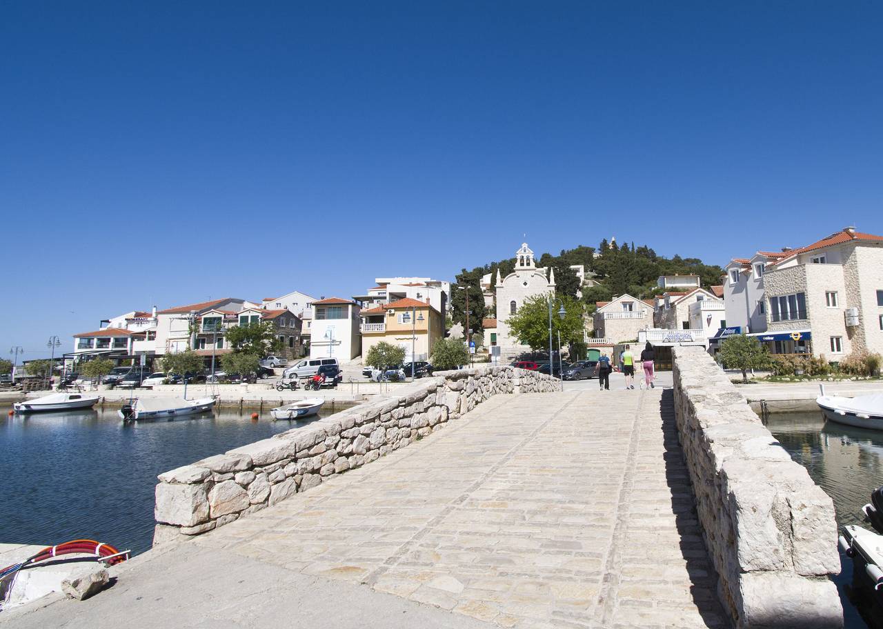 House Olivera in Tribunj, Šibenik-Knin