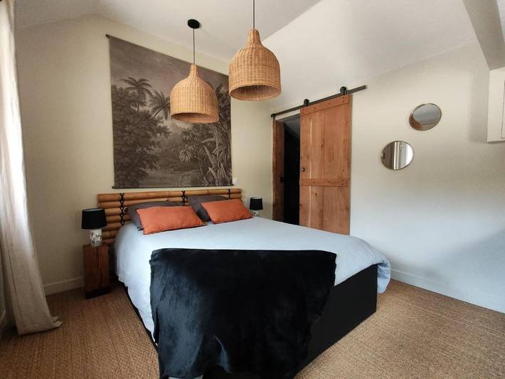 Chambre d’hôte pour 2 personnes, avec vue ainsi que jardin et terrasse, animaux acceptés
