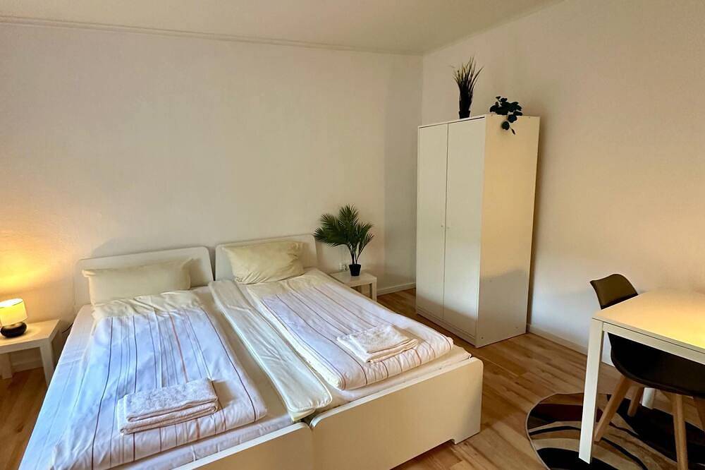 Friedrichstraße 8 W5 - 1 Schlafzimmer in Neumünster, Schleswig-Holstein Binnenland