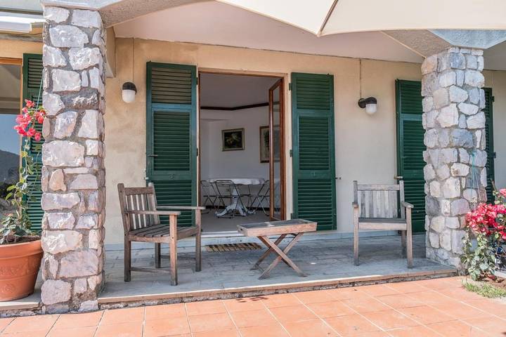 Gîte pour 5 personnes, avec vue et jardin, animaux acceptés dans Portovenere - 4