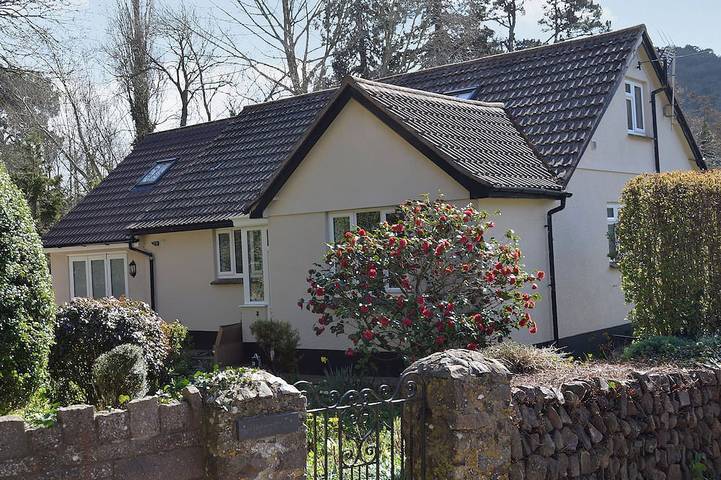 Cottage for 6 people, with garden, with pets in Dunster