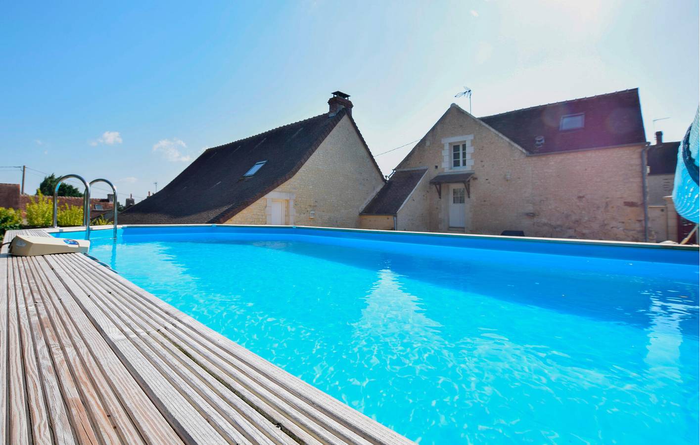 Appartement moderne avec piscine, WiFi et parking à Pertheville-Ners in Fourches, Région de Caen