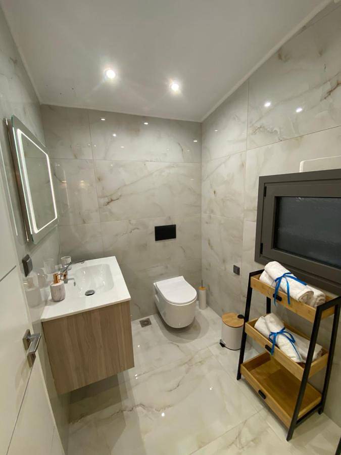 Two-Bedroom House in Μωραΐτικα, Κέρκυρα