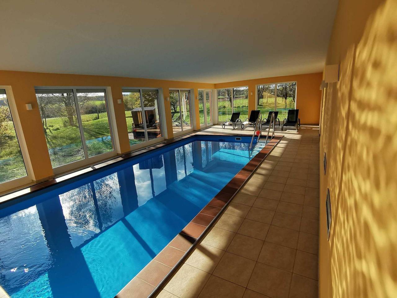 Ostseelandsitz Mira Belle Fewo 1 mit Indoor Pool und Sauna in Kühlungsborn, Mecklenburgische Ostseeküste