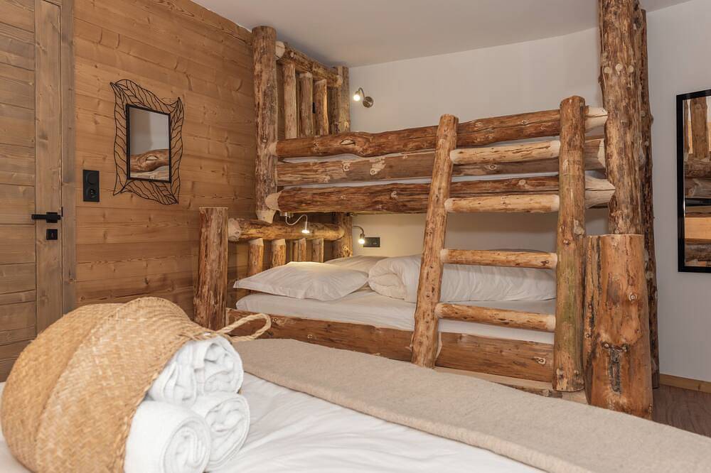 Chalet d'Exception Grand Standing 2à 15P. Jacuzzi.Sauna 5ch.& sdb. Salle de Jeux in La Bresse, Parc naturel régional des Ballons des Vosges