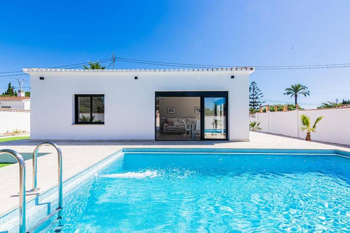 Casa rural para 8 personas, con jardín además de piscina y vistas en Alfàs del Pi - 4