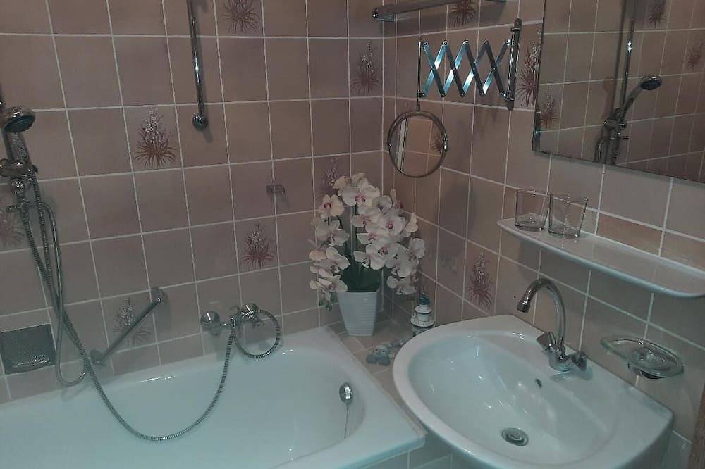 Apartamento inteiro, Vacation apartment (45sqm) with access to the bathing pond in Bischofsmais, Baviera Oriental