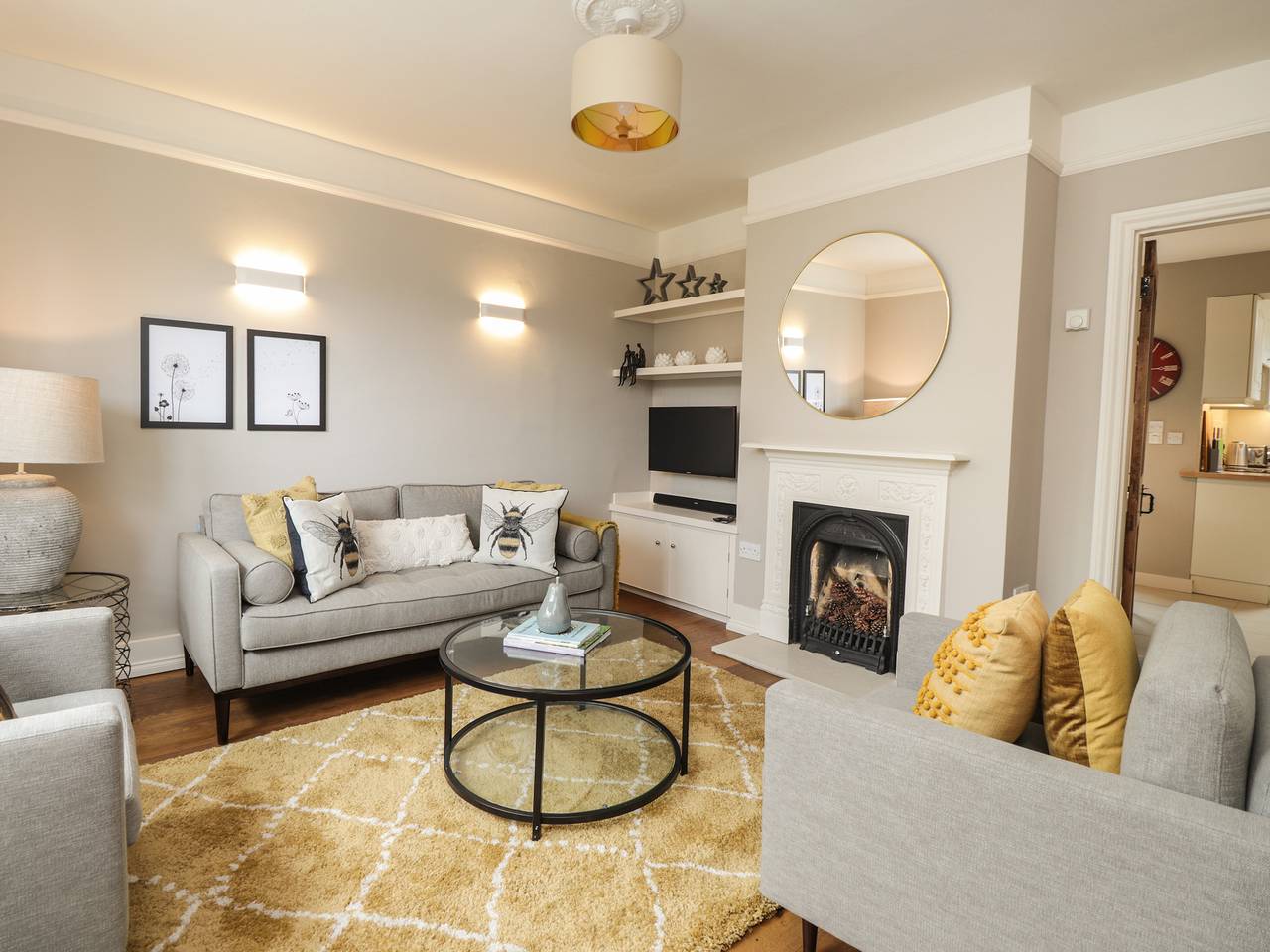 Vine Cottage in Tenterden, Ashford region