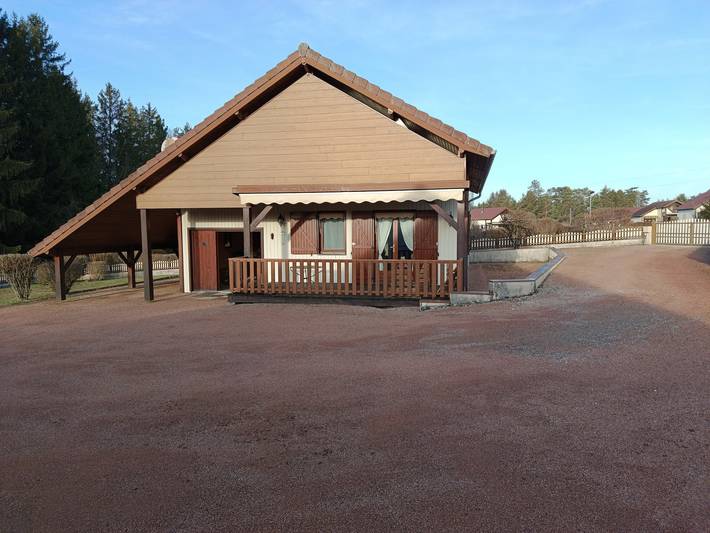 Location de vacances pour 6 personnes, avec jardin à Pont-de-Poitte - 4