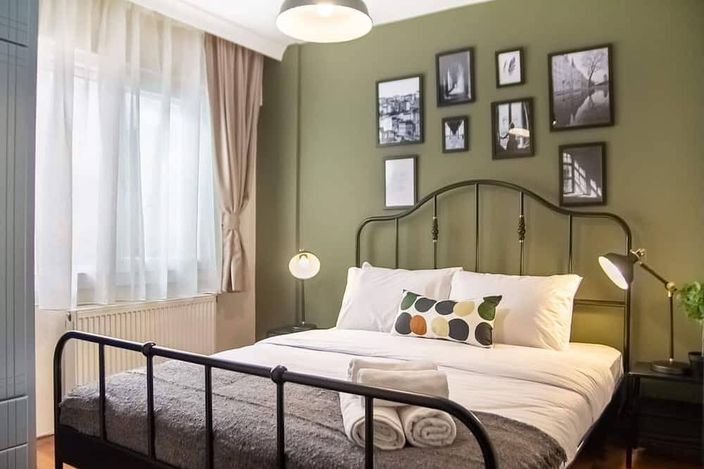 Ganze Wohnung, Spacious 3-Bedroom Home with Sea View – Karşıyaka in Provinz Izmir