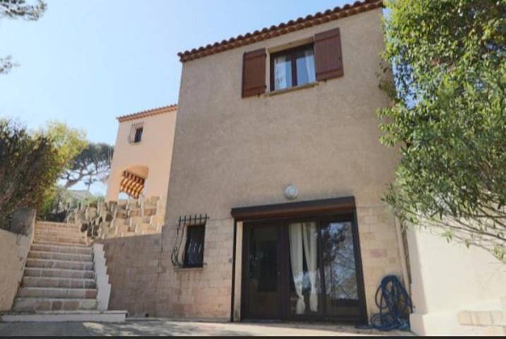 Gîte pour 4 personnes à Plan-de-Cuques - 3