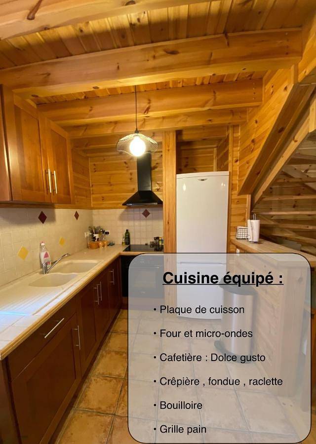 Chalet chaleureux l’hospitalet près l’andorre . in L'Hospitalet-près-l'Andorre, Pyrénées