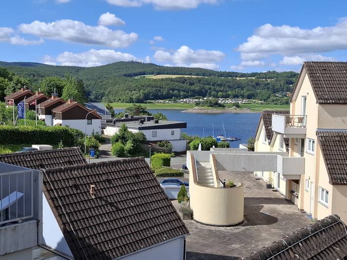 Ferienwohnung für 4 Personen, mit Balkon und Seeblick sowie Ausblick in Waldeck