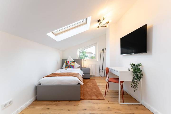 Appartement de vacances pour 11 personnes, avec Balcon et Terrasse ainsi que Jardin et Vue
